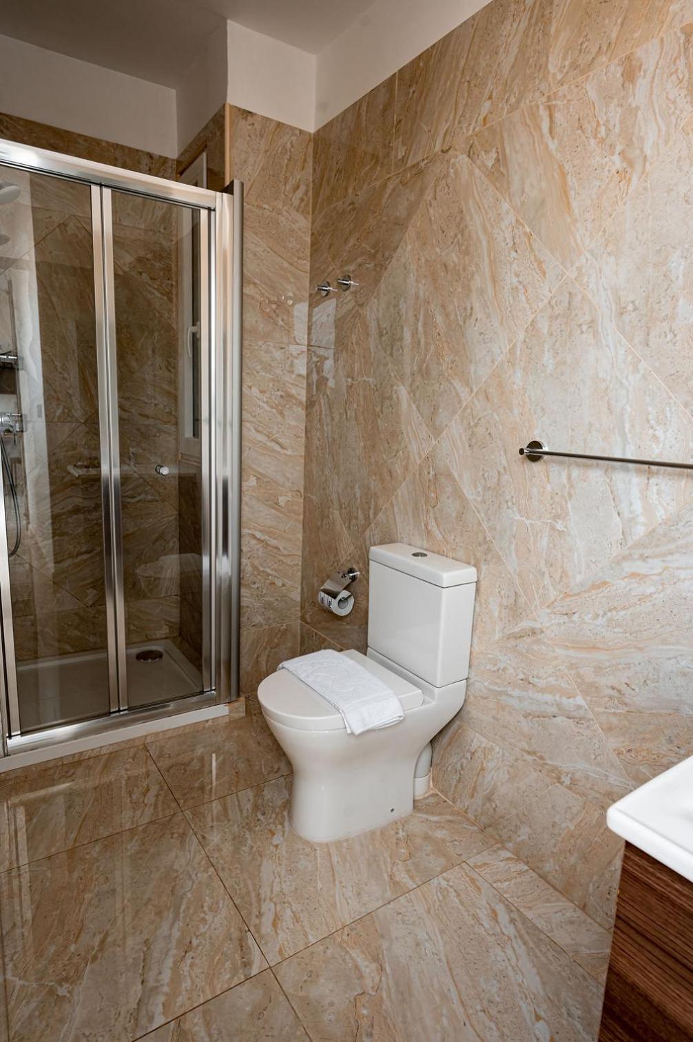 The Willows Penthouses With Jacuzzi Ghajn il-Kbira  Bagian luar foto