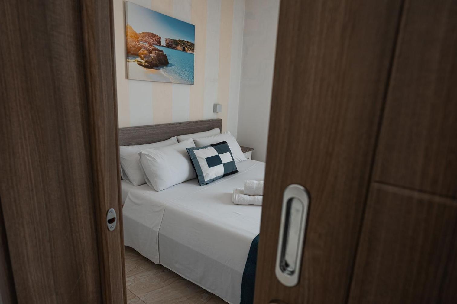 The Willows Penthouses With Jacuzzi Ghajn il-Kbira  Bagian luar foto