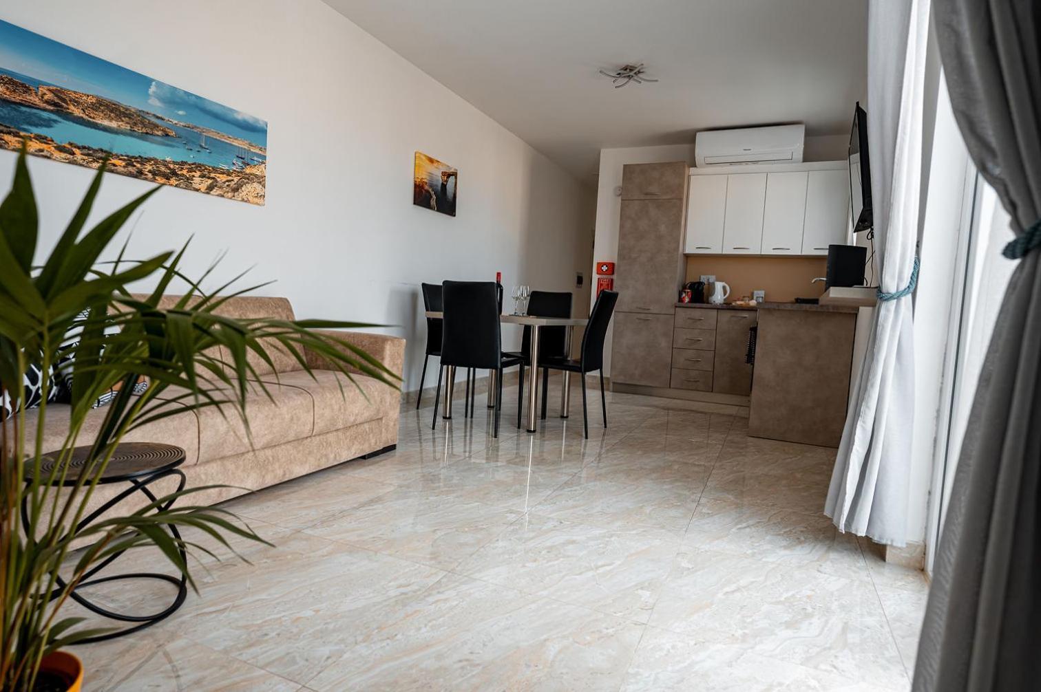 The Willows Penthouses With Jacuzzi Ghajn il-Kbira  Bagian luar foto